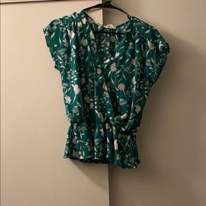 Pattern green top